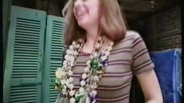 Cảnh cô bé cho videoxxxhanquoc bj và được fuck