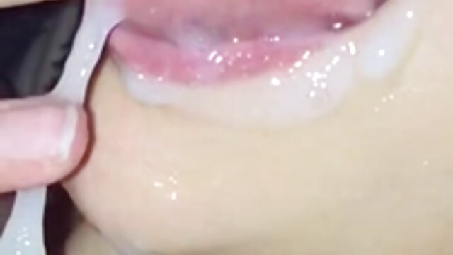 Sừng Dirty tóc vàng cho thấy cô ấy dương vật video xx han quoc làm hài lòng kỹ năng