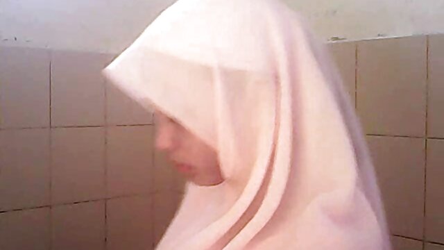 Cô ấy đụ bạn thân của phim han xxx tôi