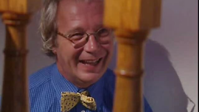 Busty cô gái được đít fucked và cummed trên xx video han quốc