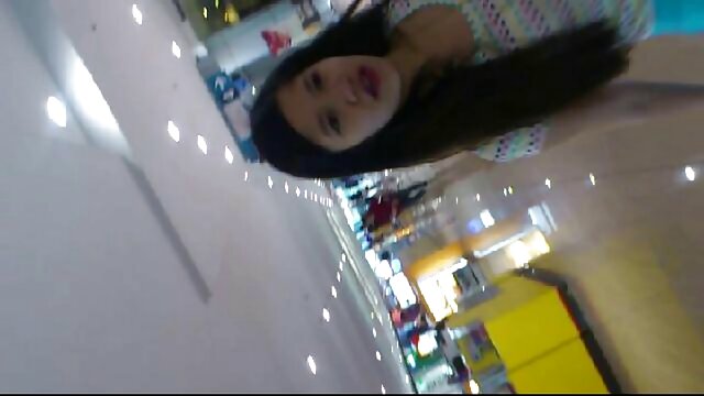 Strassenflirts: Mô hình Langhaariges phim han xxx schlankes