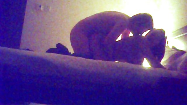 Giáo viên videoxxxhanquoc bật gót chân trong lớp