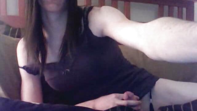 Con điếm đĩ bị đối xử như một con điếm xxx video han được gắn thẻ