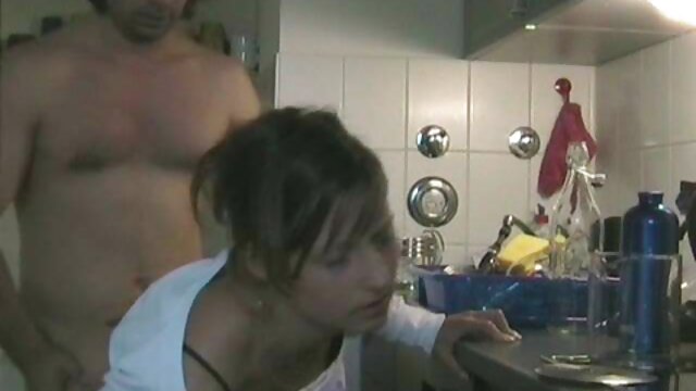 Rose xxx hàn quôc Red tham gia với cặp đôi lớn tuổi hơn