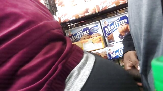 Regina gangbanged trong sex xxx hàn quốc cô ấy nhà hàng